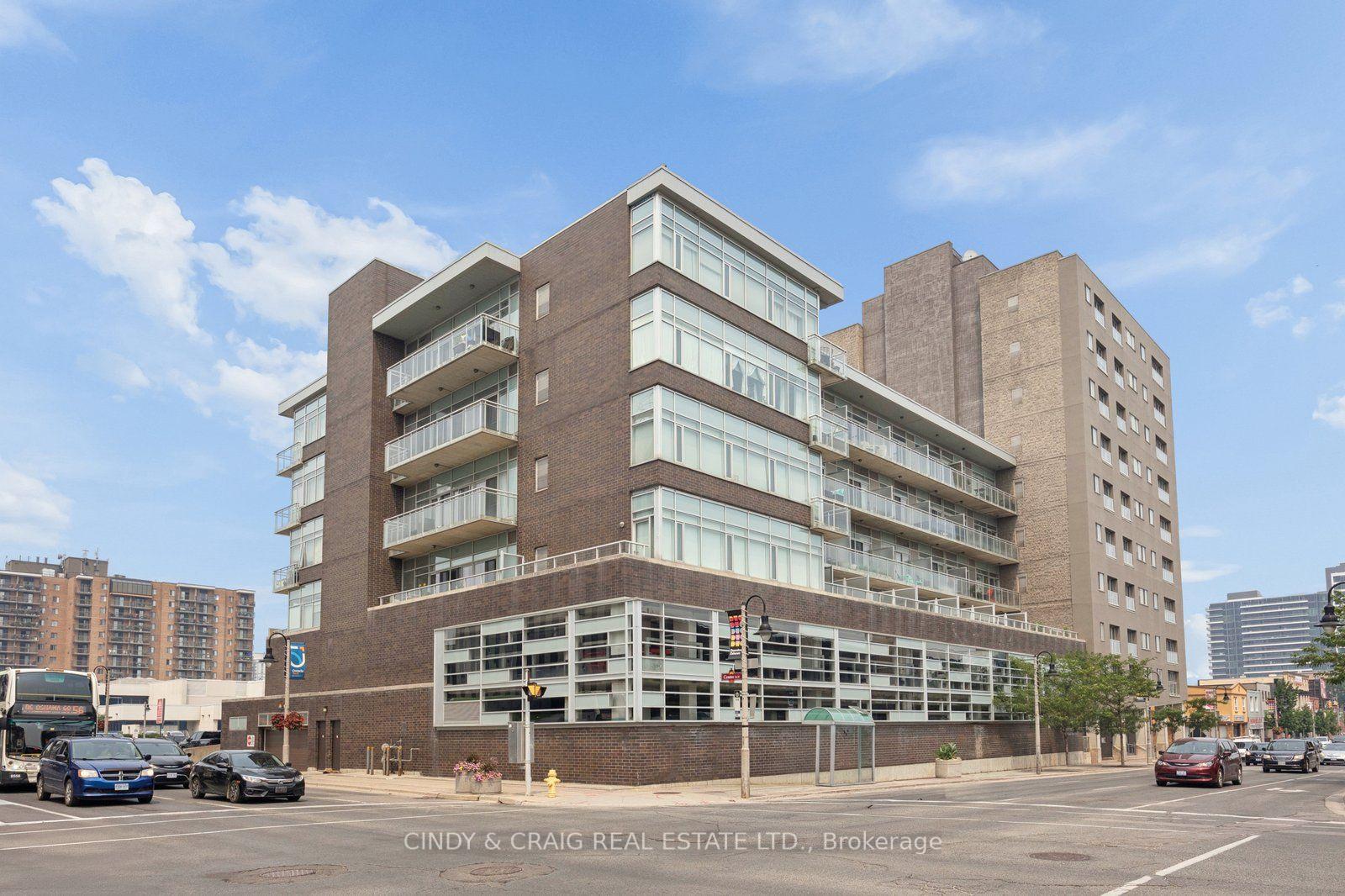 305 - 44 Bond Street W, Oshawa, ON, exterior