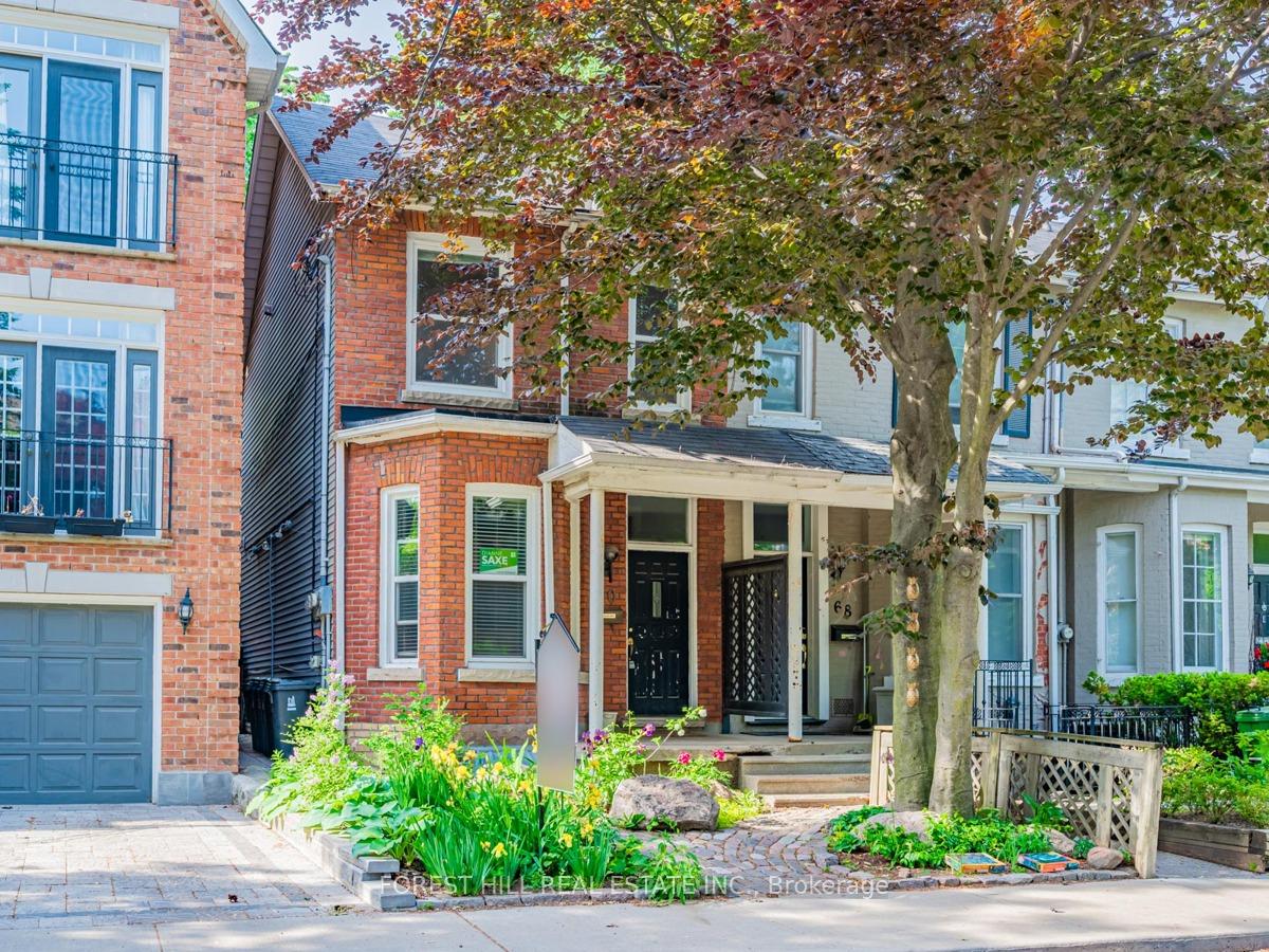 Upper - 70 Macpherson Avenue, Toronto C09, ON, exterior