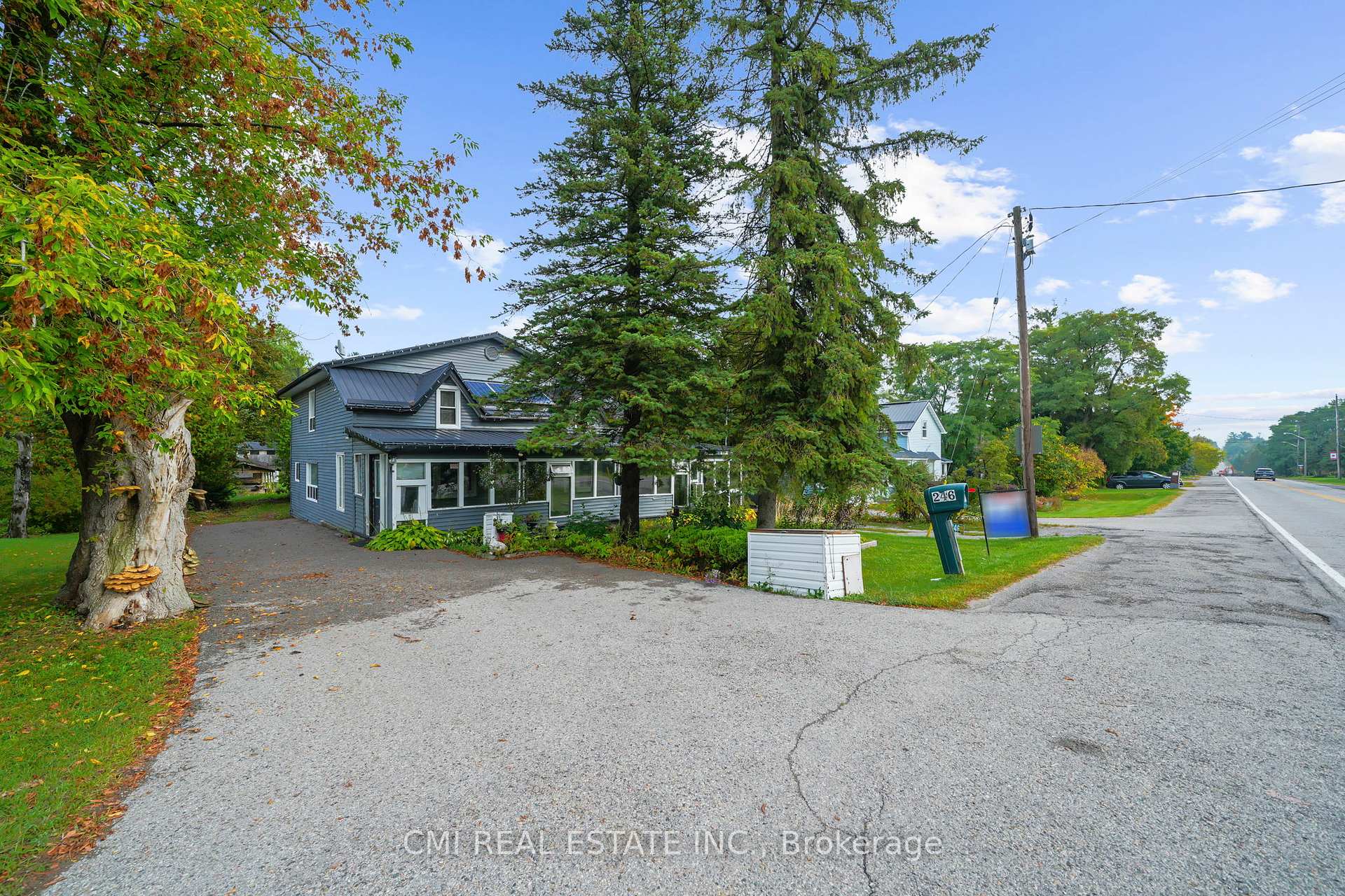 246 Regional 8 Road, Uxbridge, ON, exterior