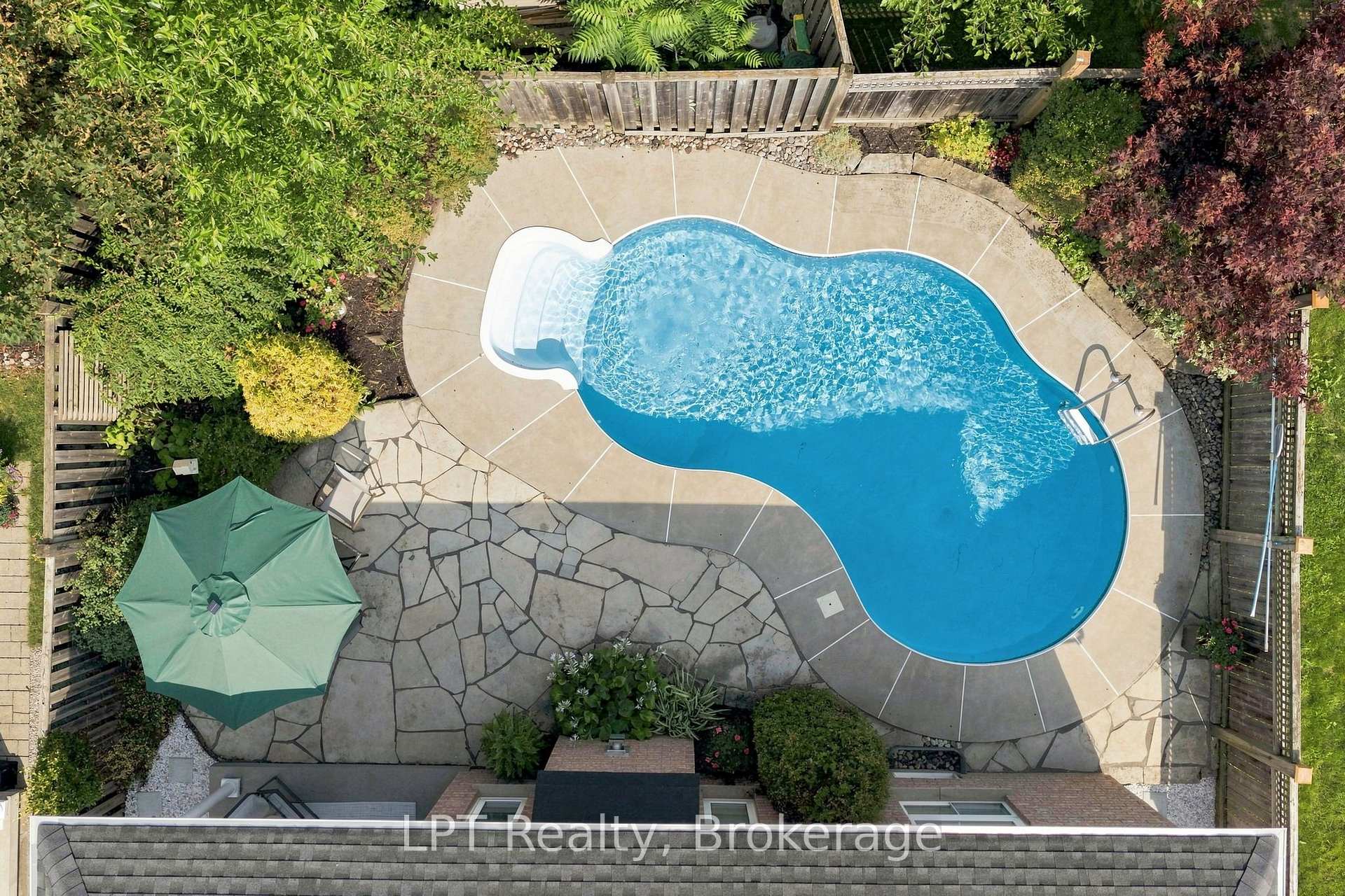 87 Darius Harns Drive, Whitby, ON, exterior