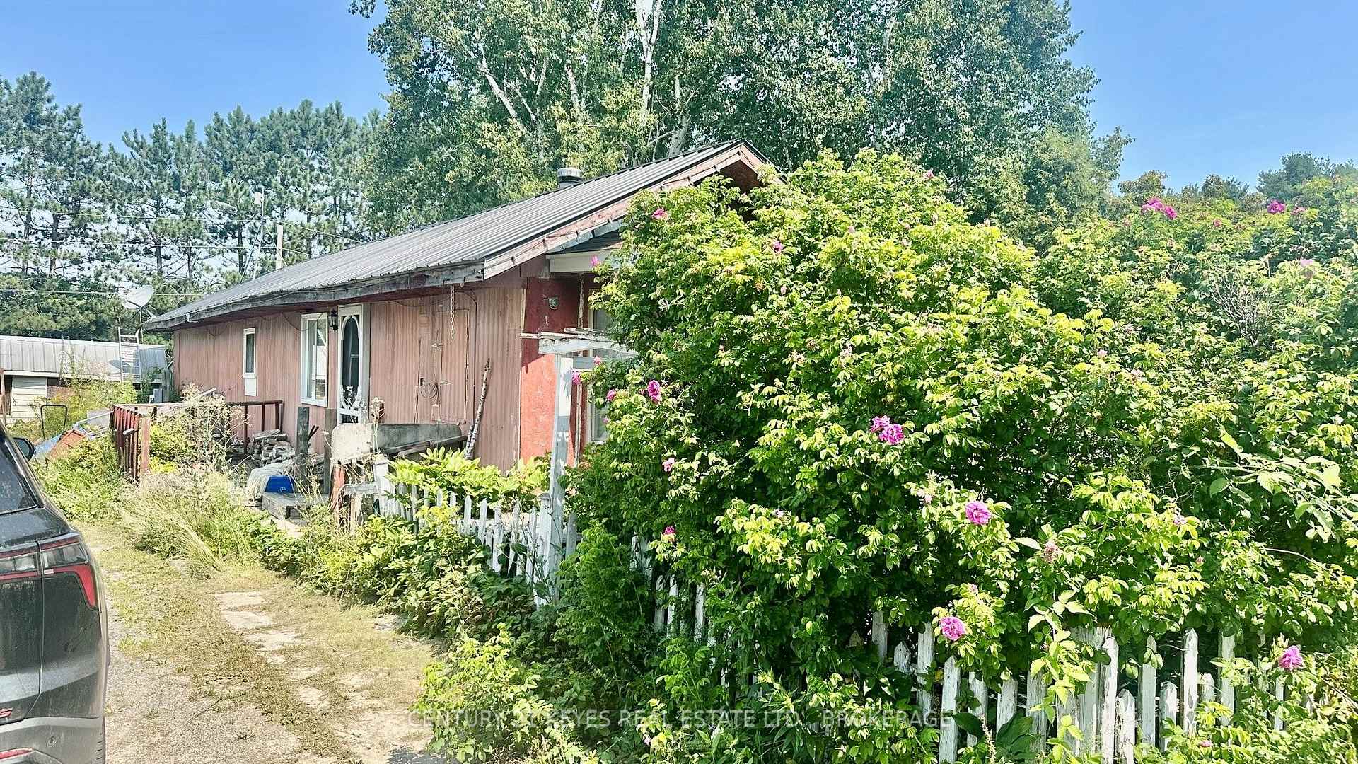 24 - 104 Ellisville Road, Leeds and the Thousand Islands, ON, exterior