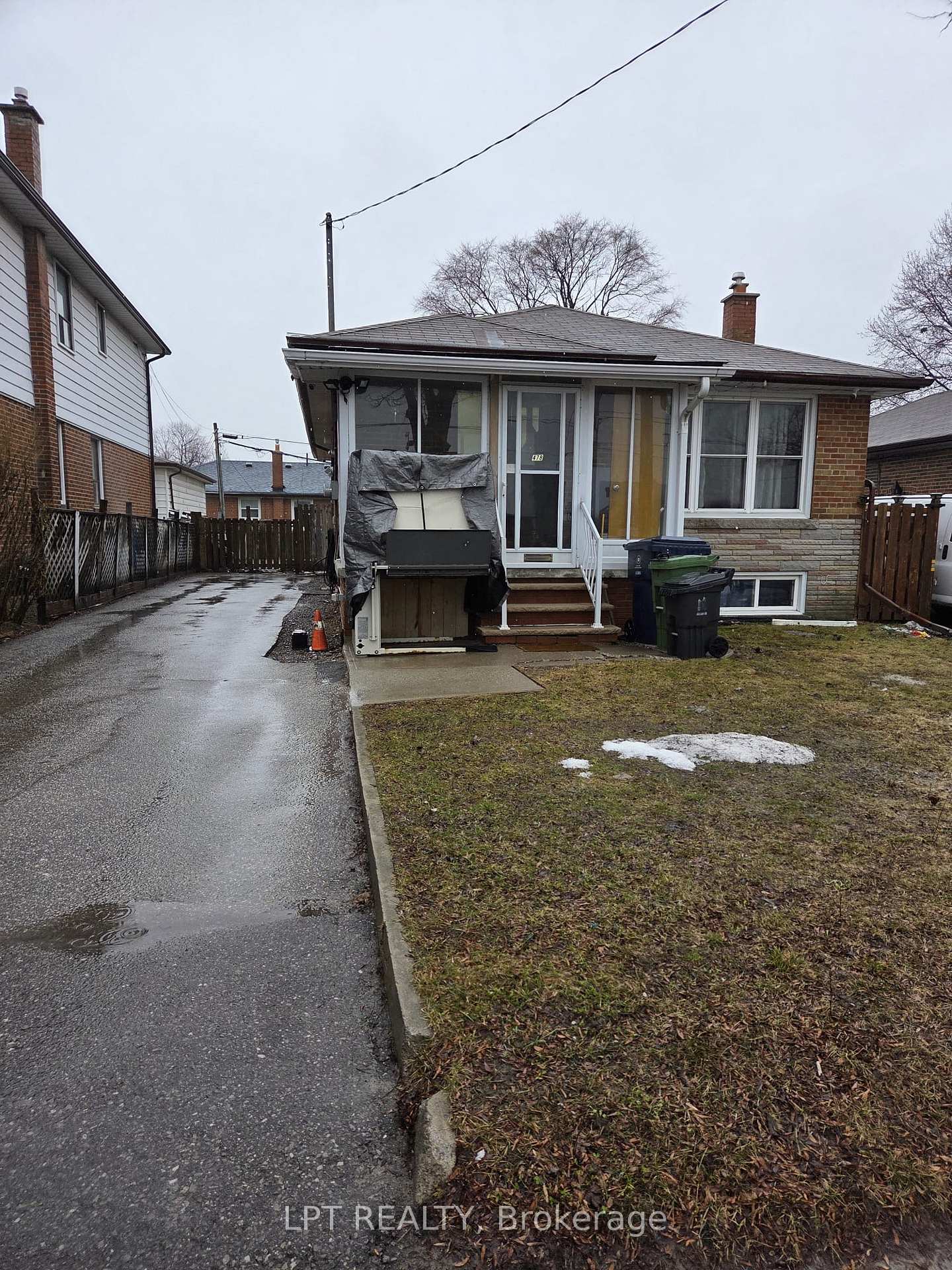 Upper Only - 478 Brimley Road, Toronto E04, ON, exterior