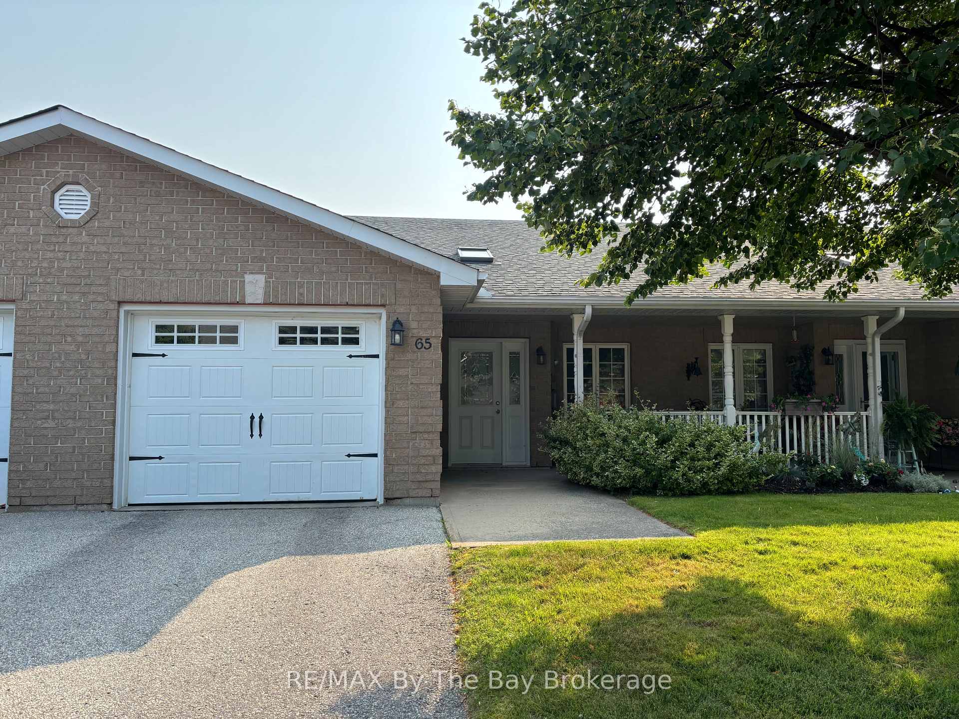 65 MEADOW Lane, Wasaga Beach, ON, exterior