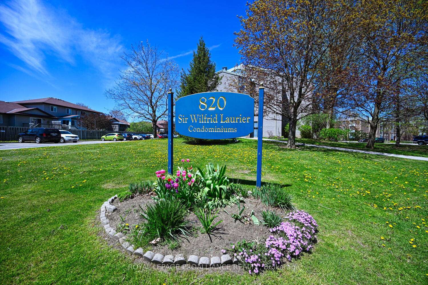 205 - 820 Laurier Boulevard, Brockville, ON, exterior