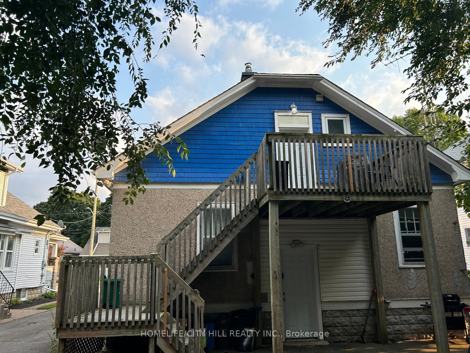 2nd FLR - 71 Pleasant Avenue, St. Catharines, ON, exterior