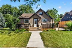 220 ROSEWOOD Avenue, Fort Erie, ON, exterior