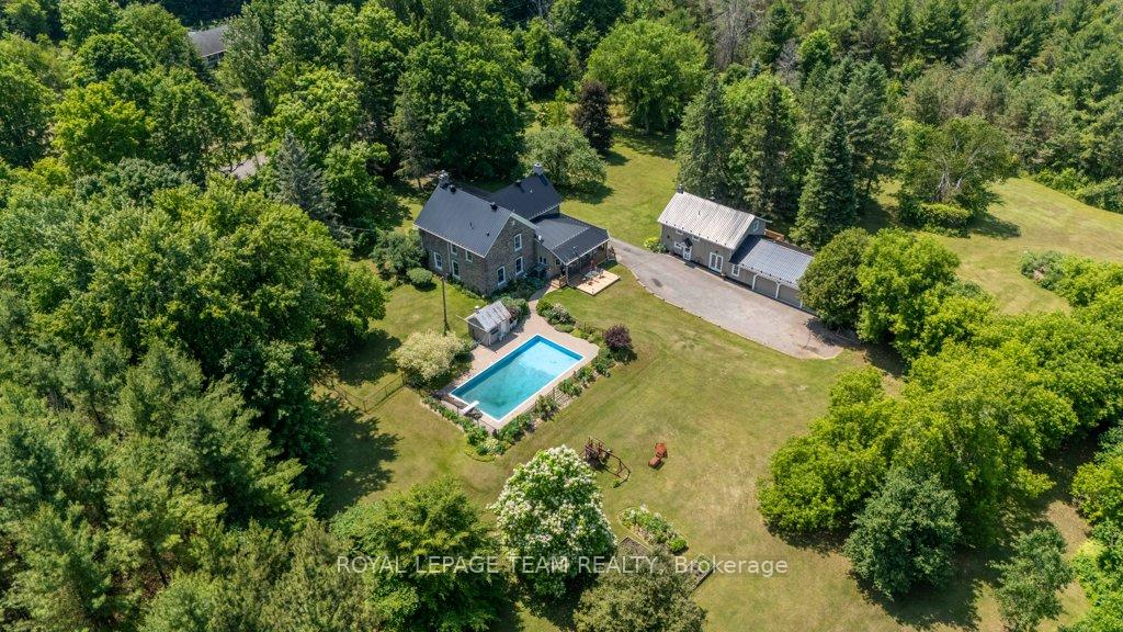 10095 Shaw Road, North Dundas, ON, exterior