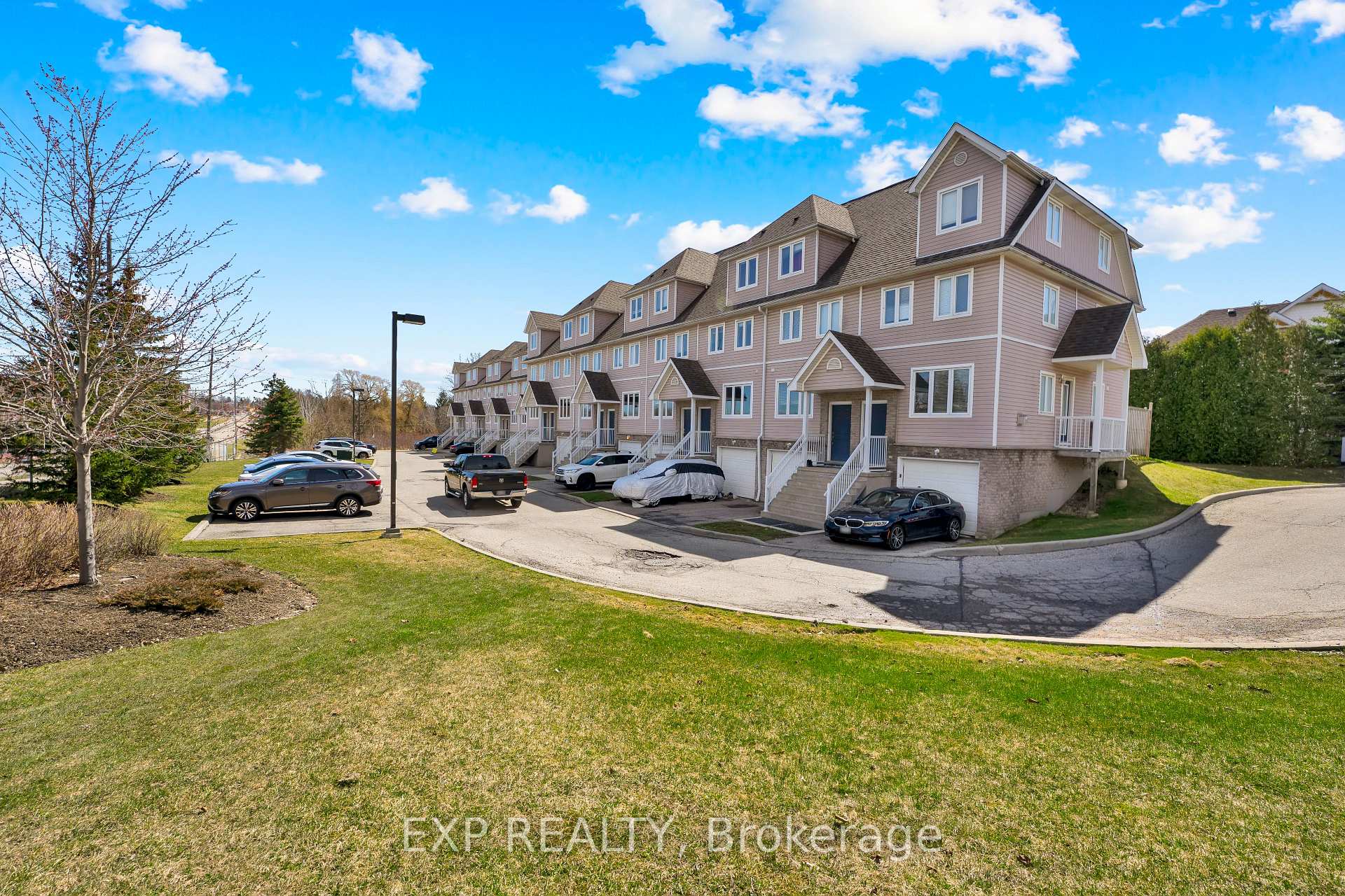 3 - 601 Columbia Forest Boulevard, Waterloo, ON, exterior