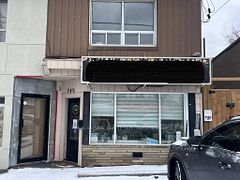 745 Lakeshore Road E, Mississauga, ON, exterior