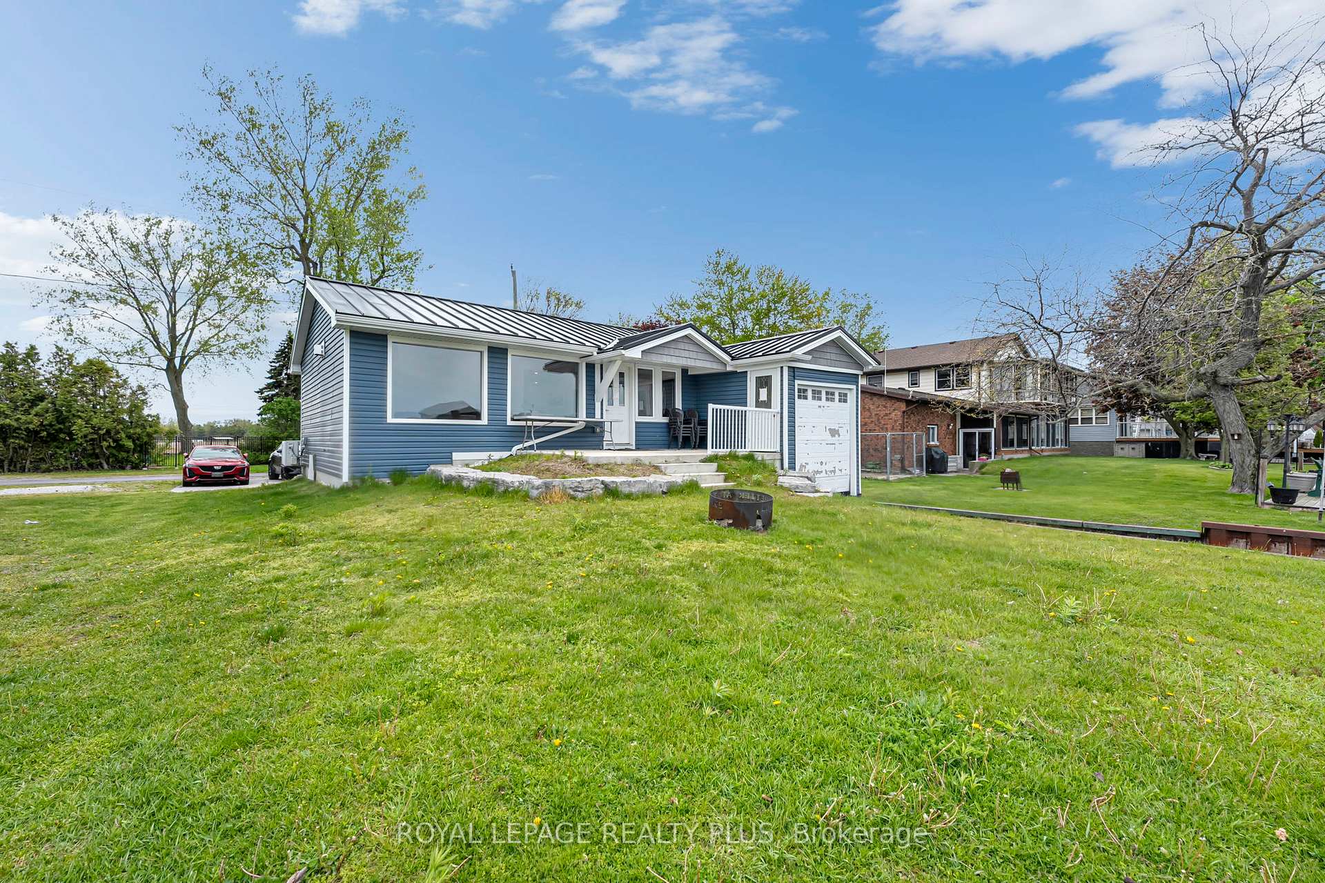 36 Dickinson Avenue, Norfolk, ON, exterior