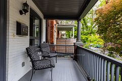 412 Wellesley Street E, Toronto C08, ON, exterior
