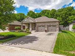 46 Trillium Crescent, St. Marys, ON, exterior