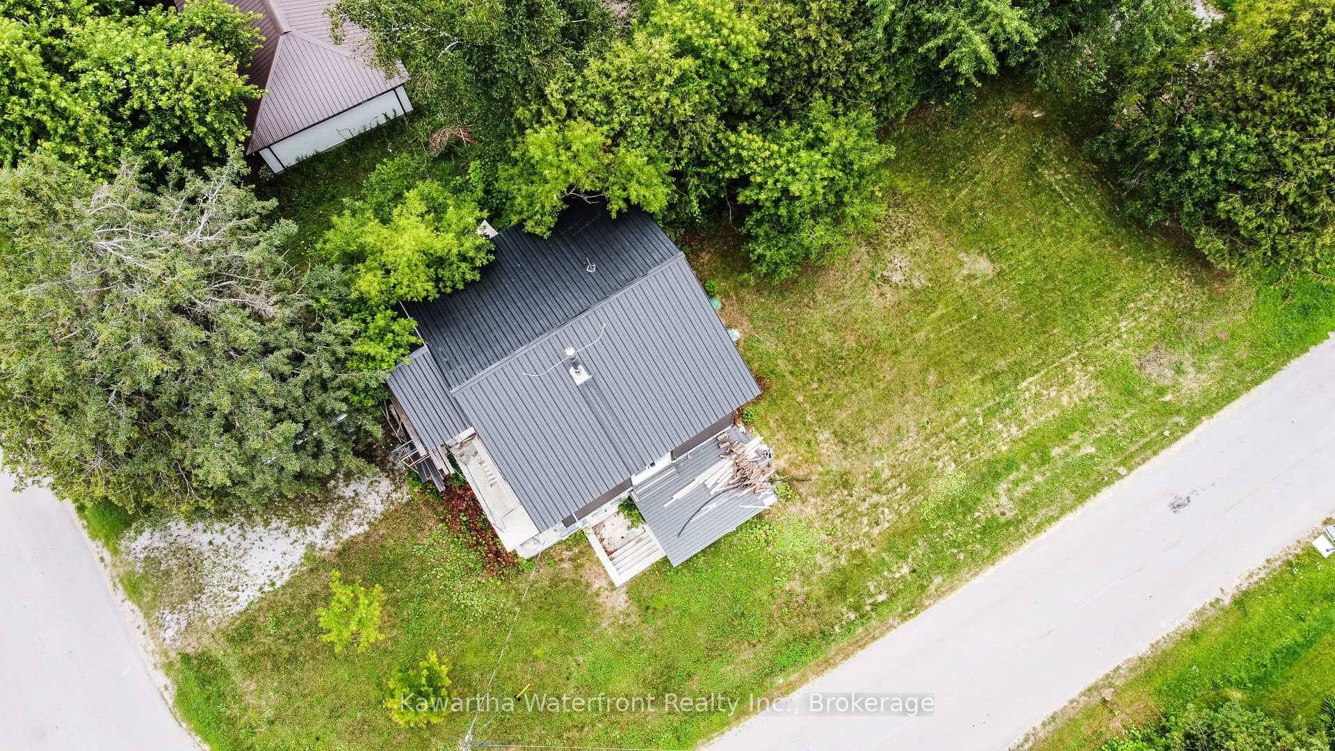 2 Monck Street, Kawartha Lakes, ON, exterior