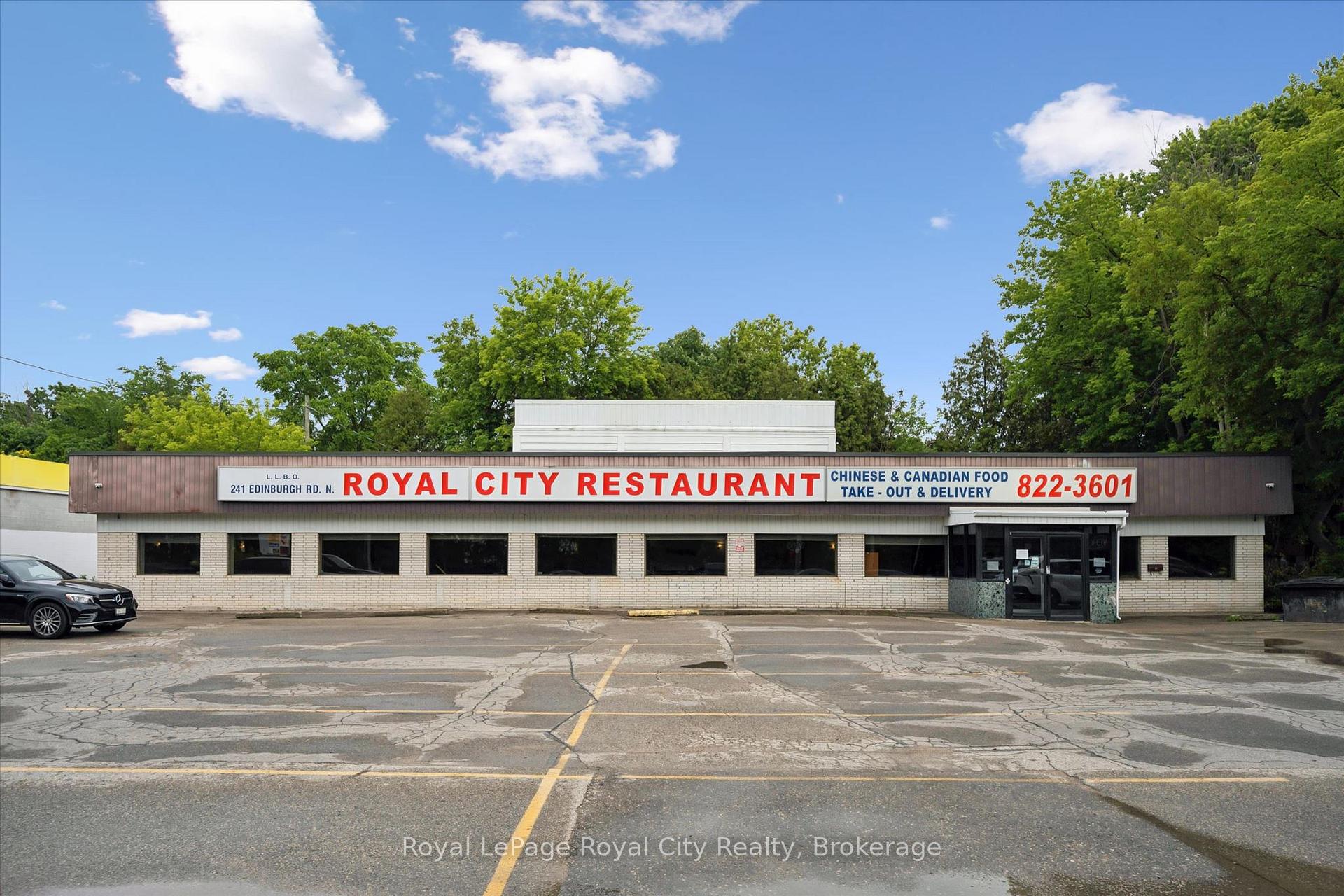 241 Edinburgh Road N, Guelph, ON, exterior