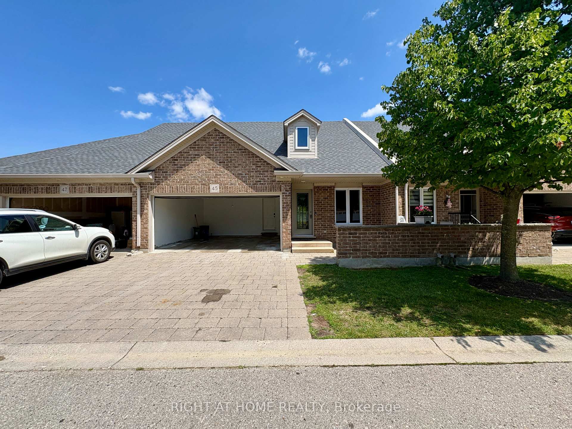 45 - 1853 Blackwater Road, London North, ON, exterior