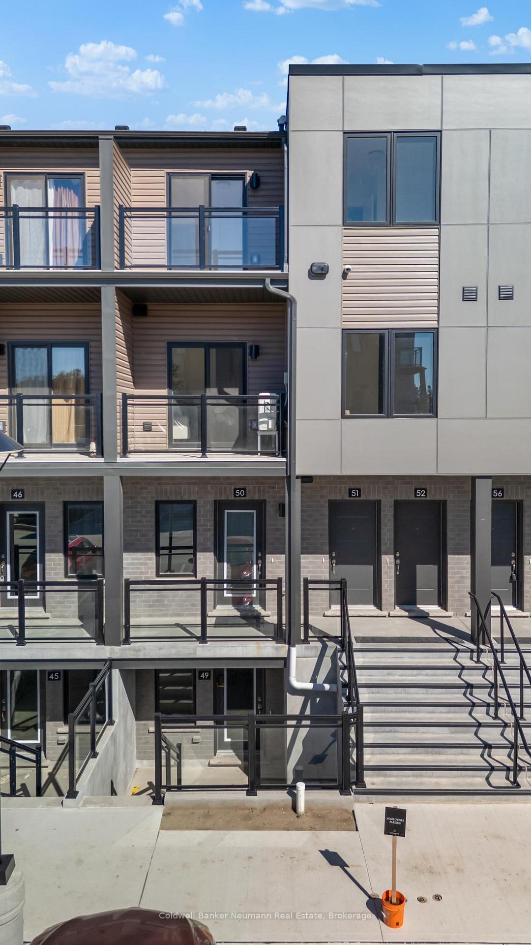 41 - 940 St. David Street N, Centre Wellington, ON, exterior