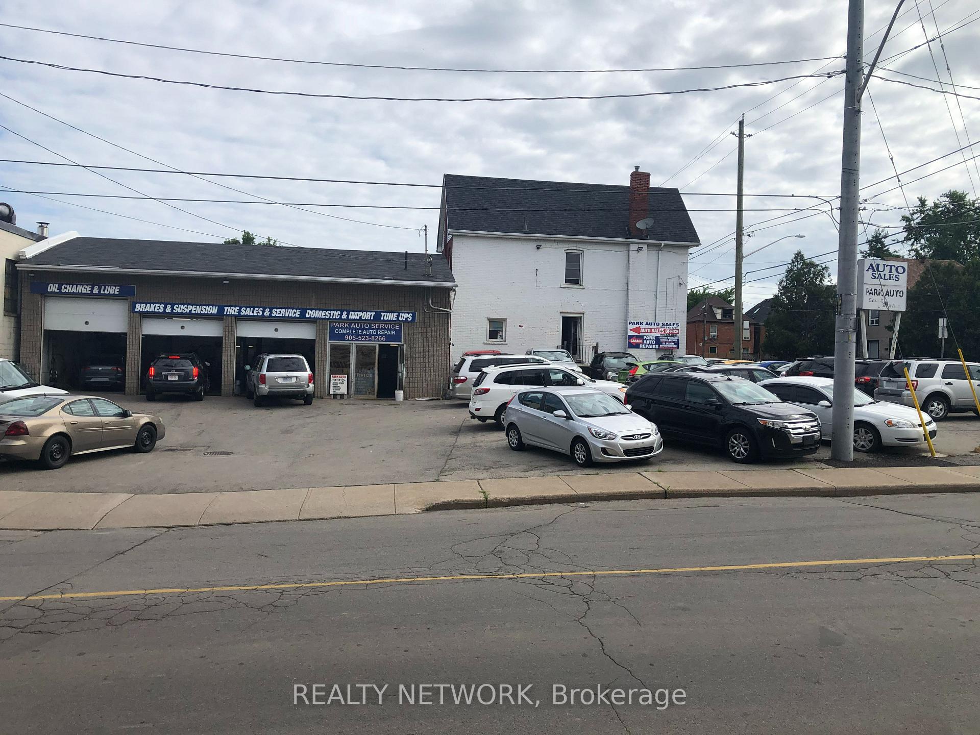 216 Dundurn Street S, Hamilton, ON, exterior