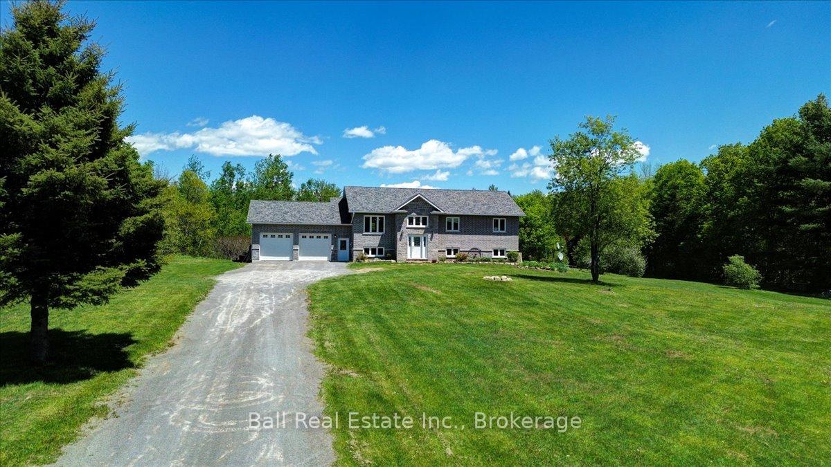 1696 County Road 504 Road, North Kawartha, ON, exterior