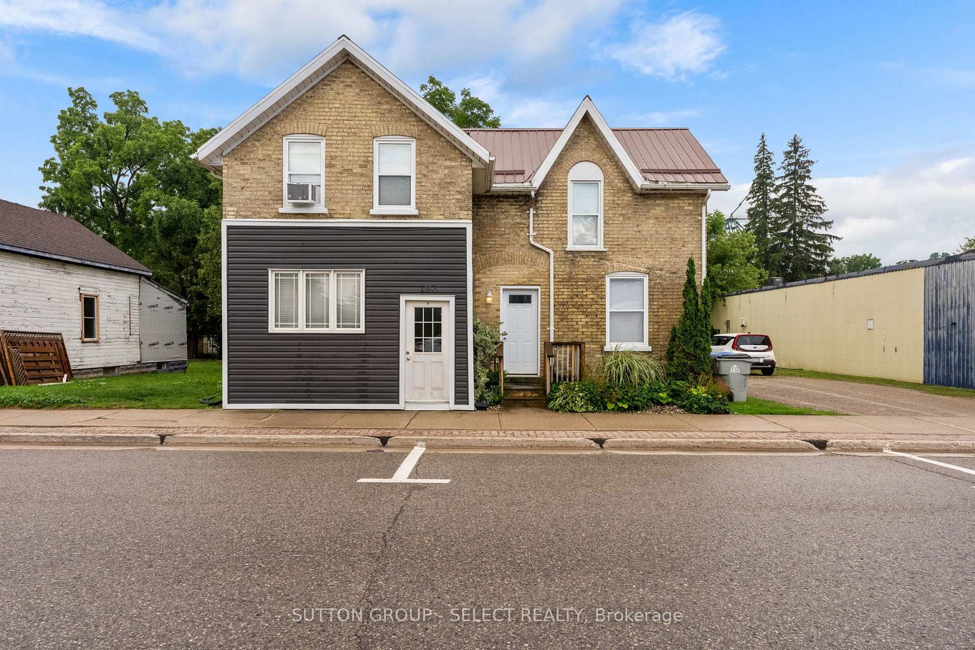 103 King Street, Bluewater, ON, exterior