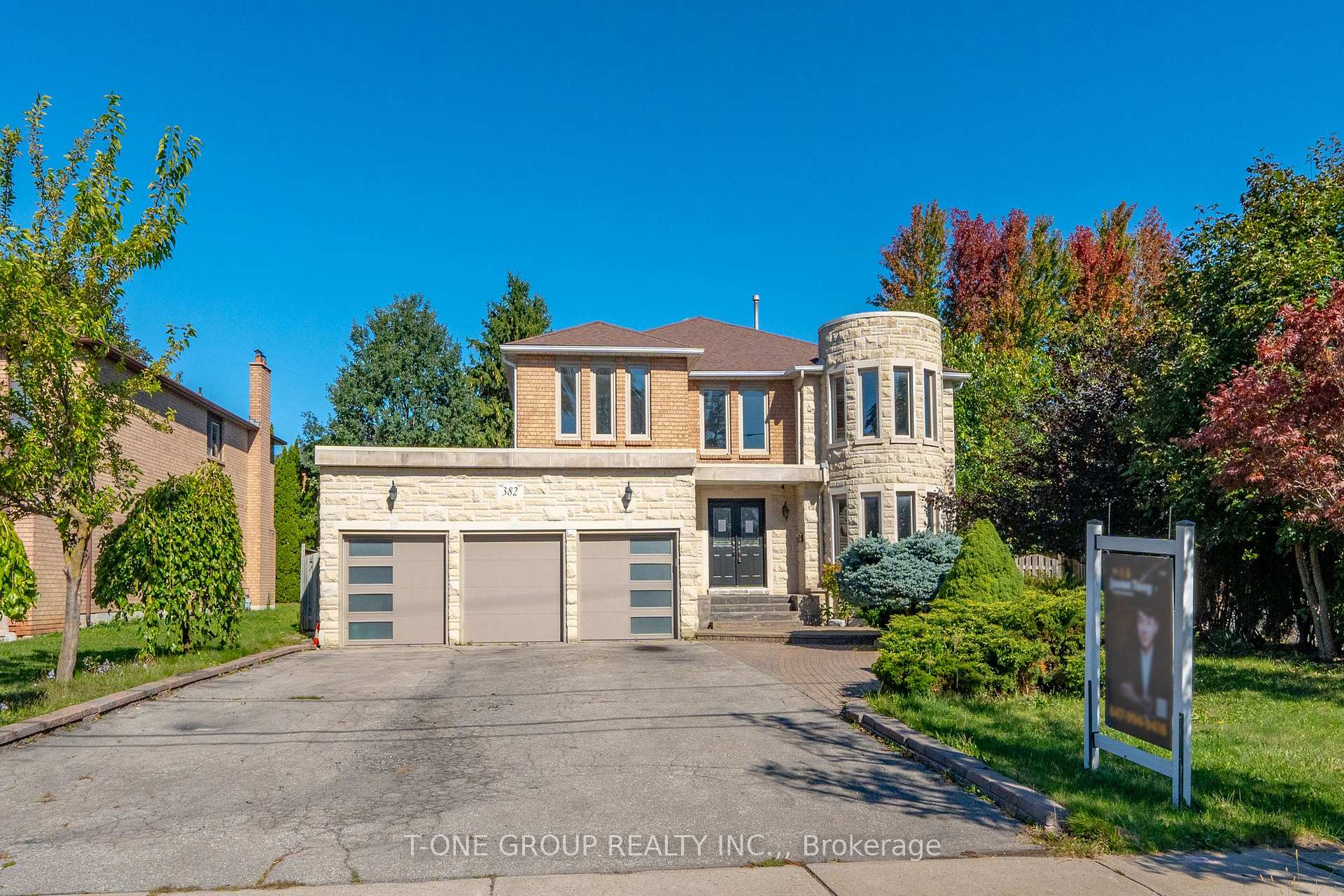 382 Elgin Mills Road W, Richmond Hill, ON, exterior