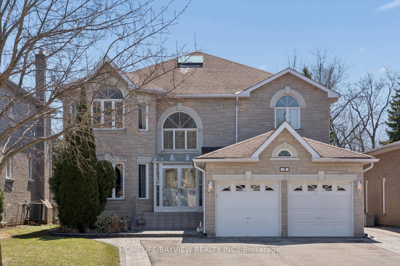 11 Sorrento Drive, Richmond Hill, ON, exterior