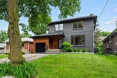 8 Firwood Crescent, Toronto W08, ON, exterior