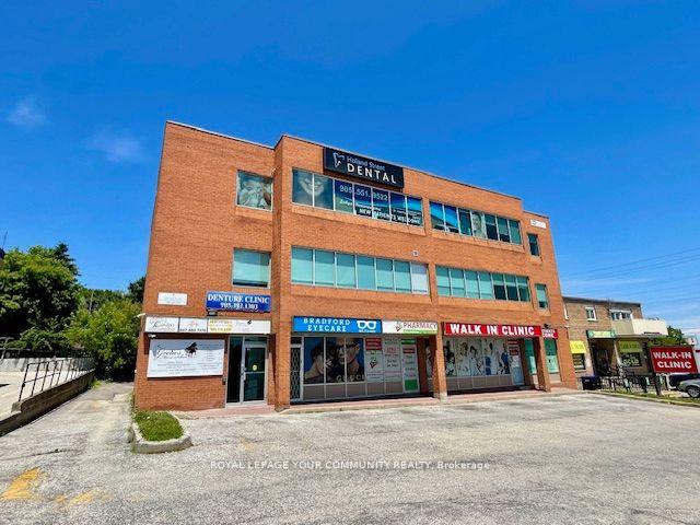 301 - 107 Holland Street E, Bradford West Gwillimbury, ON, exterior