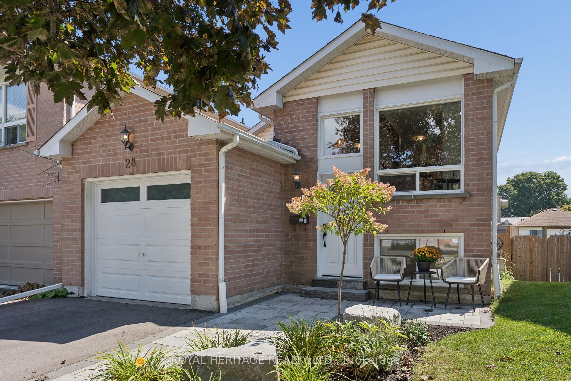 28 Glanville Crescent, Clarington, ON, exterior