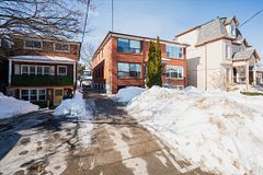 Lower 1 - 224 Pickering Street, Toronto E02, ON, exterior