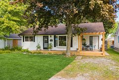 71214 Karen Drive, Bluewater, ON, exterior