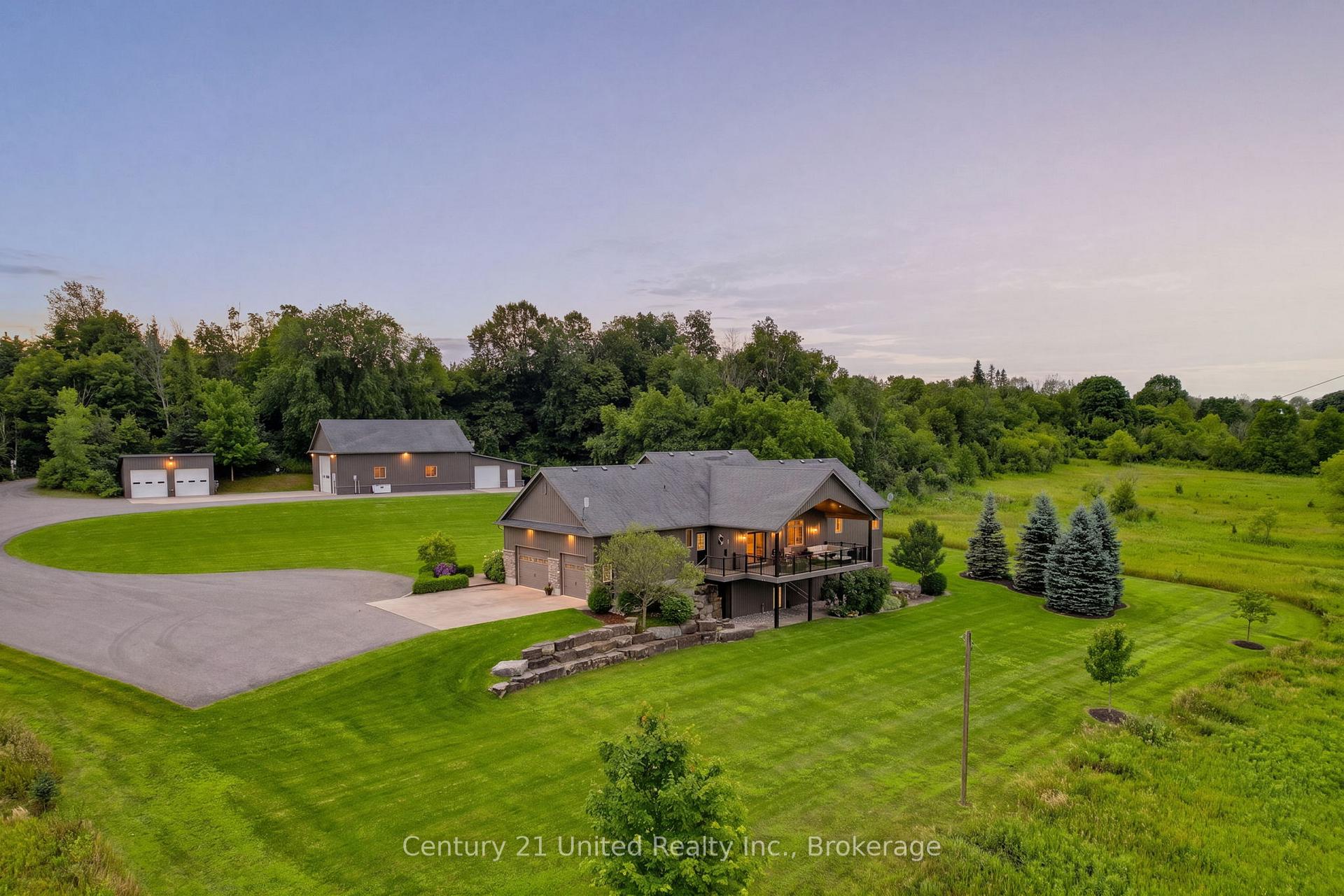 2300 Victoria Road, Prince Edward County, ON, exterior
