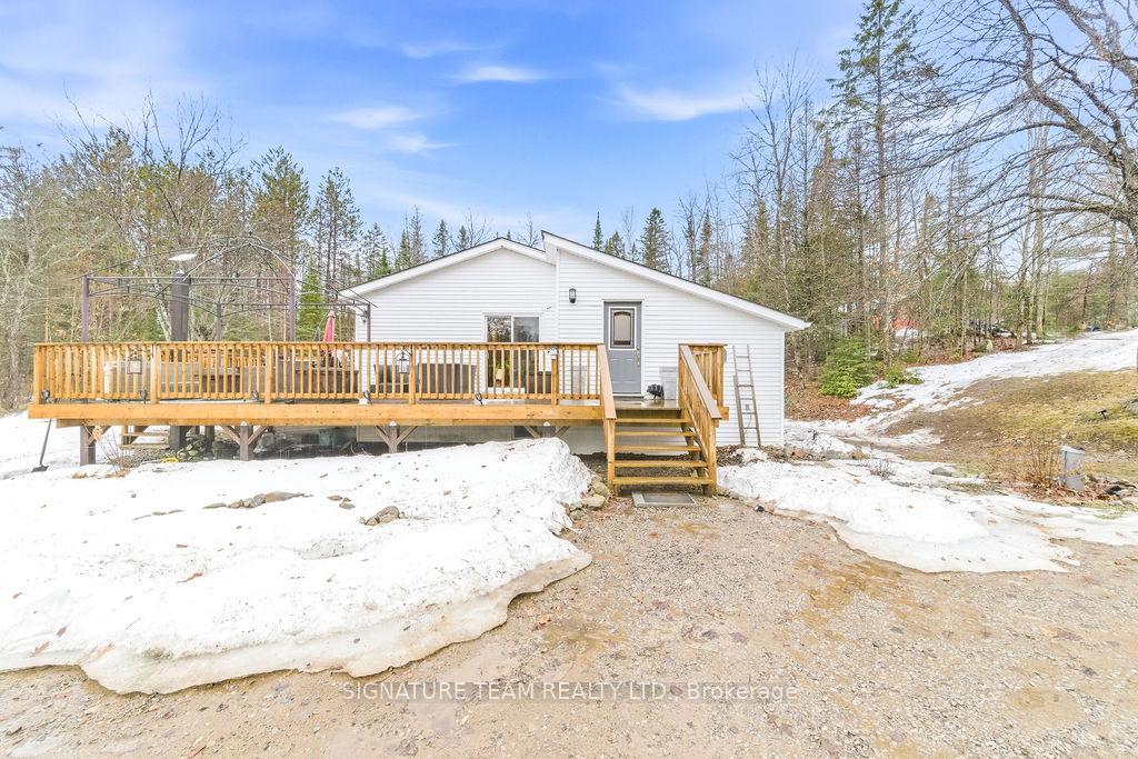 96 Addington Rd. 6 Road, Addington Highlands, ON, exterior