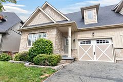 16 Rolling Lane, Hamilton, ON, exterior