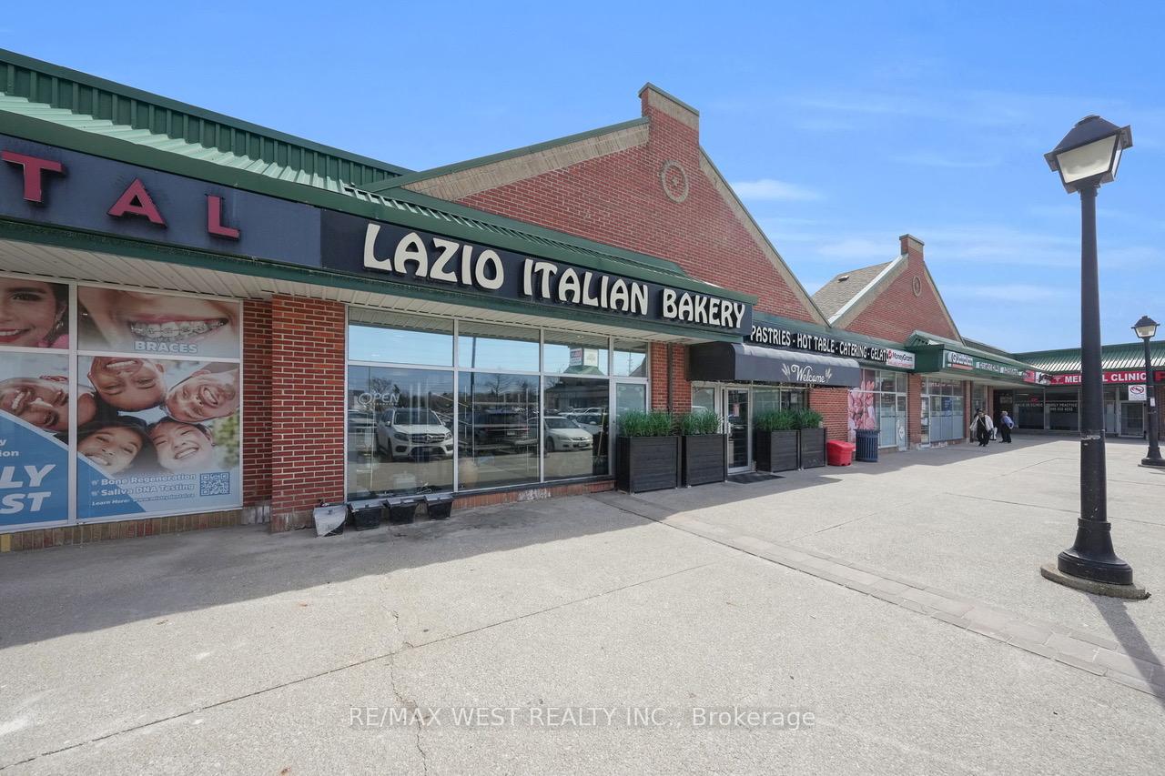 2 - 4646 Heritage Hills Boulevard, Mississauga, ON, exterior