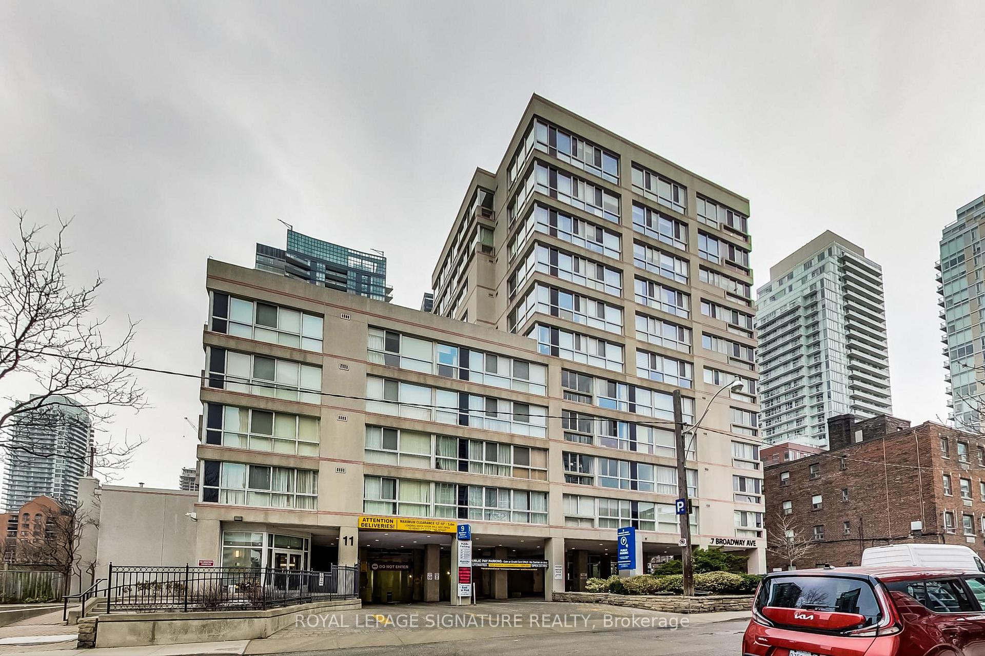 TH5 - 11 Broadway Avenue, Toronto C10, ON, exterior