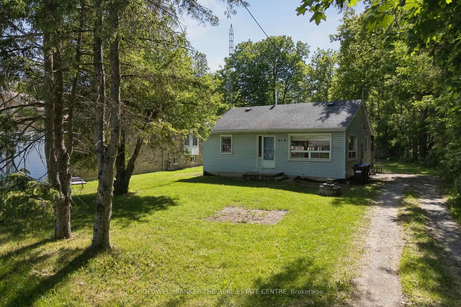 972 Gilmore Avenue, Innisfil, ON, exterior