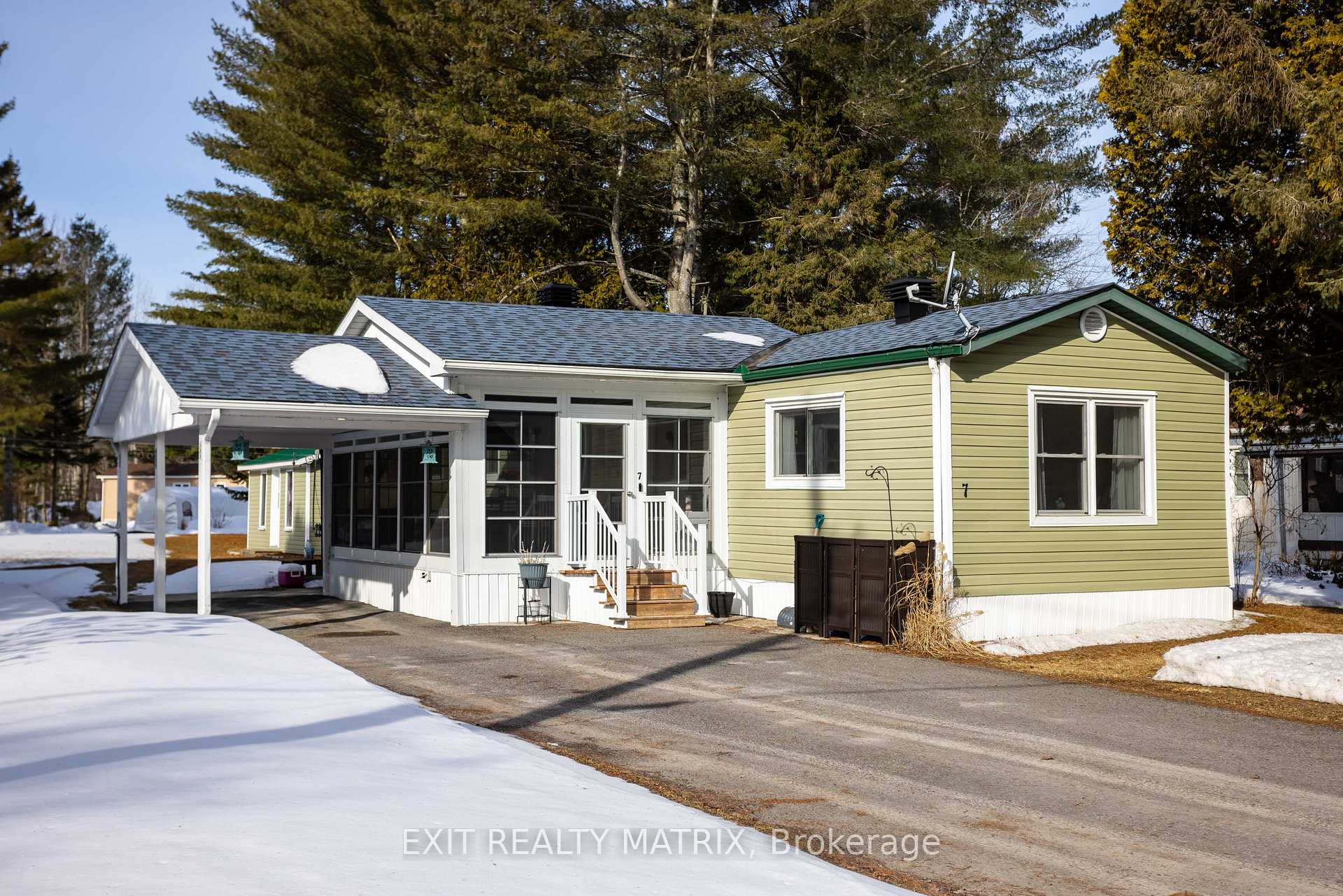 7 - 5279 County Road No 17 Road, Alfred and Plantagenet, ON, exterior