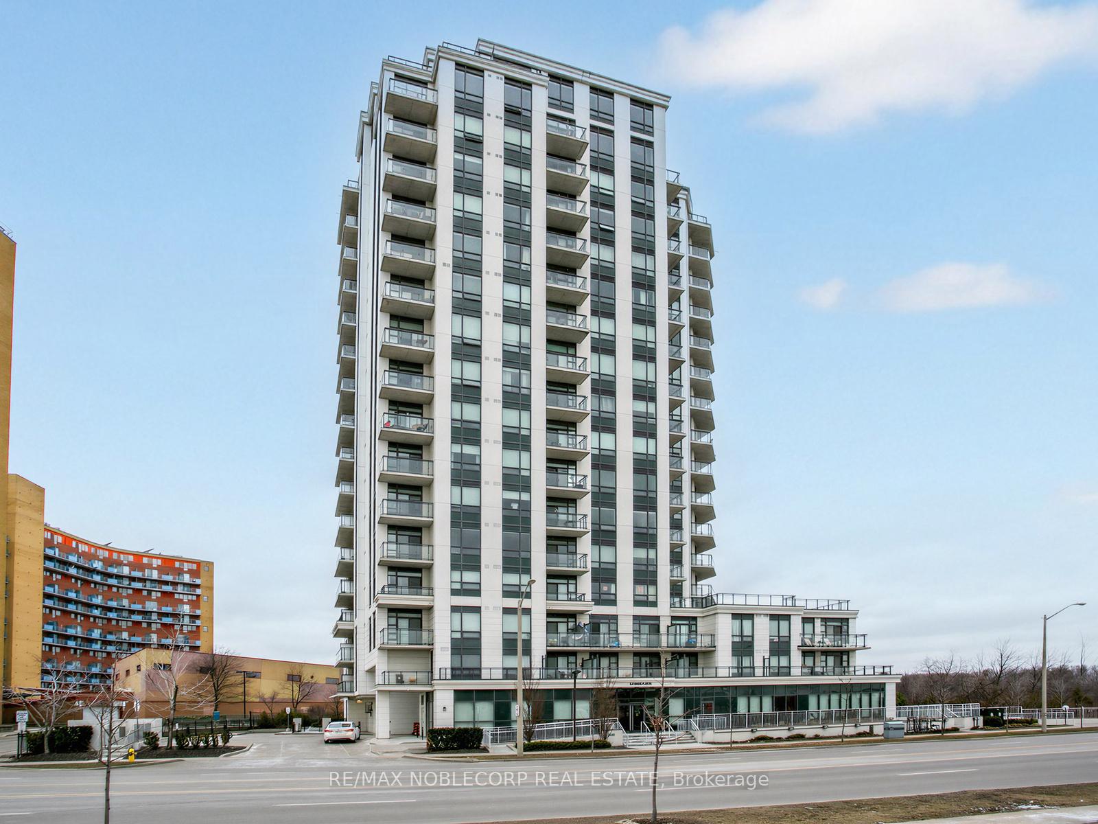 1705 - 840 QUEENS PLATE Drive, Toronto W10, ON, exterior