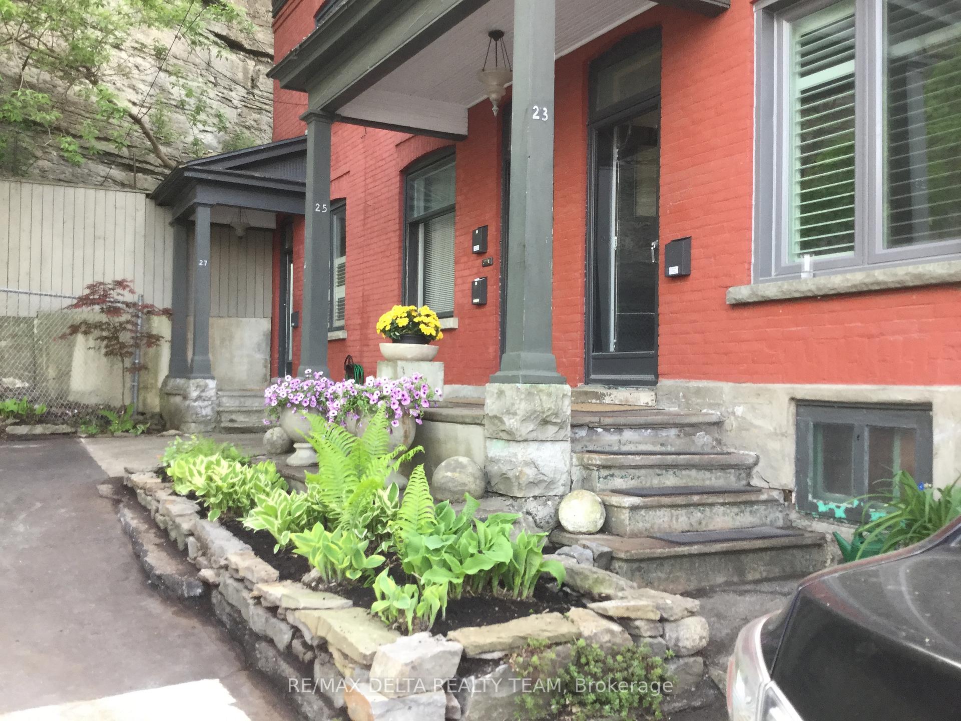 27 Perkins Street, West Centre Town, ON, exterior