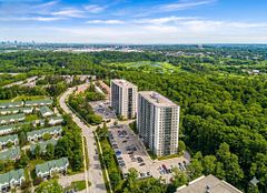 103 - 35 Green Valley Drive, Kitchener, ON, exterior