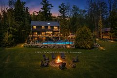 1441 Hendrie Road, Springwater, ON, exterior