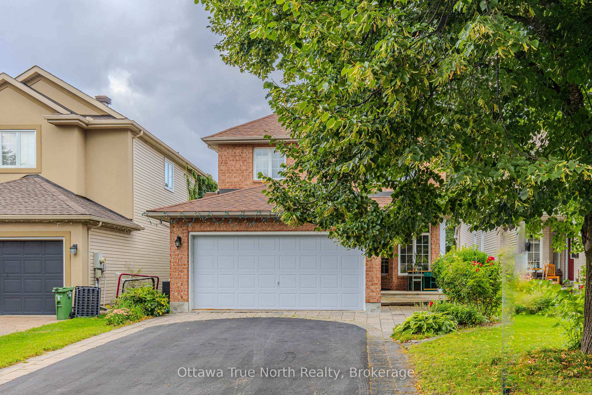 43 Evanshen Crescent, Kanata, ON, exterior