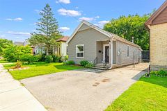 1025 King Street, London East, ON, exterior