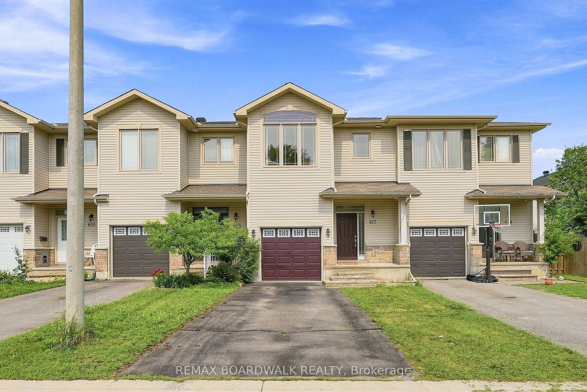 617 Spikemoss Place, Orleans - Cumberland and Area, ON, exterior