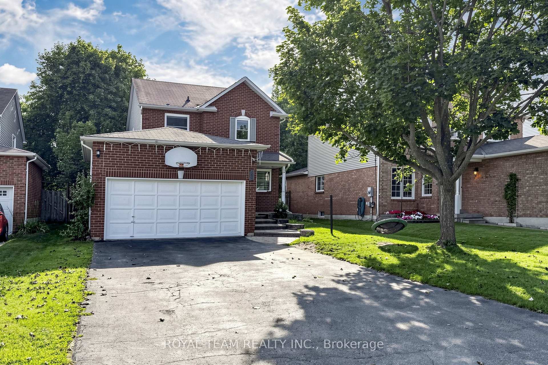 28 Ailsa Drive, Georgina, ON, exterior