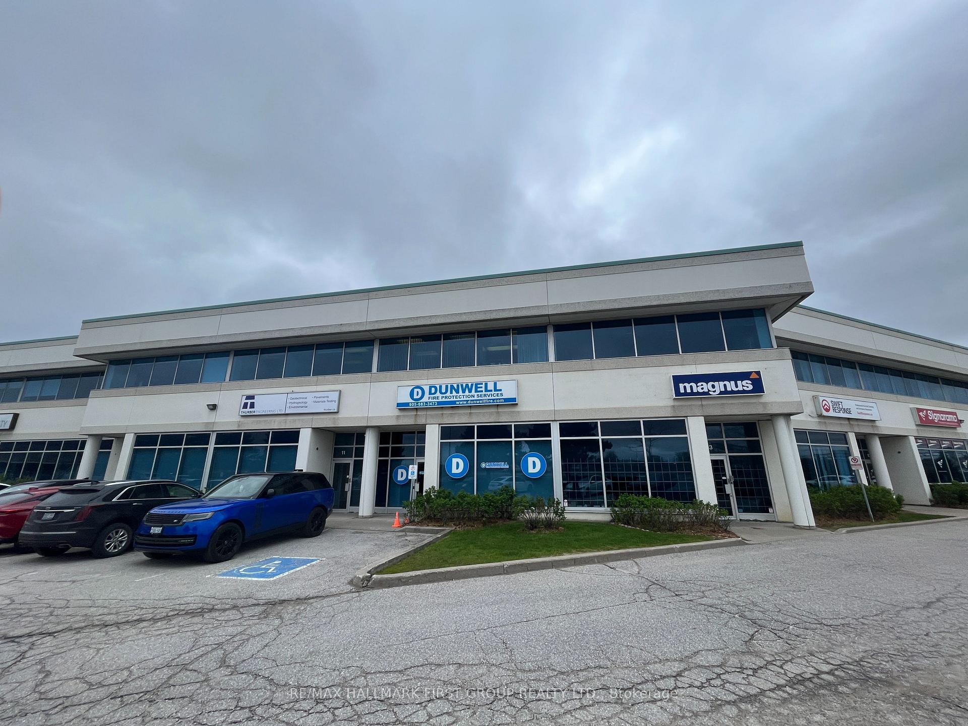 12 - 1815 Ironstone Manor, Pickering, ON, exterior