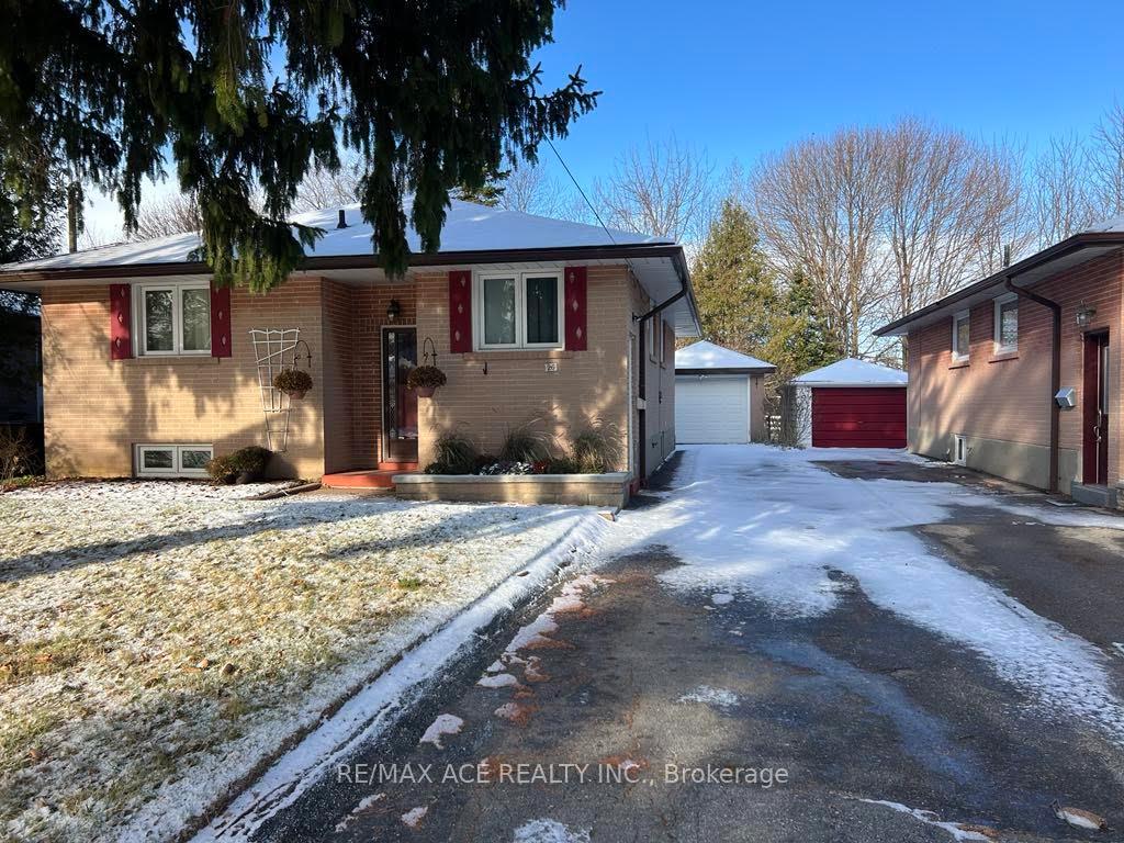 Main - 26 Oakridge Drive, Toronto E08, ON, exterior