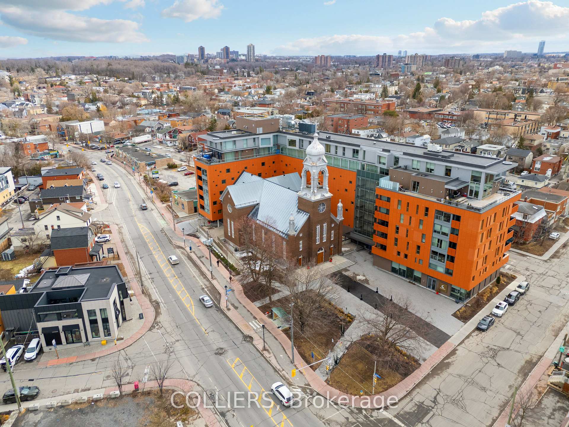 7* St. Charles Street, Vanier and Kingsview Park, ON, exterior