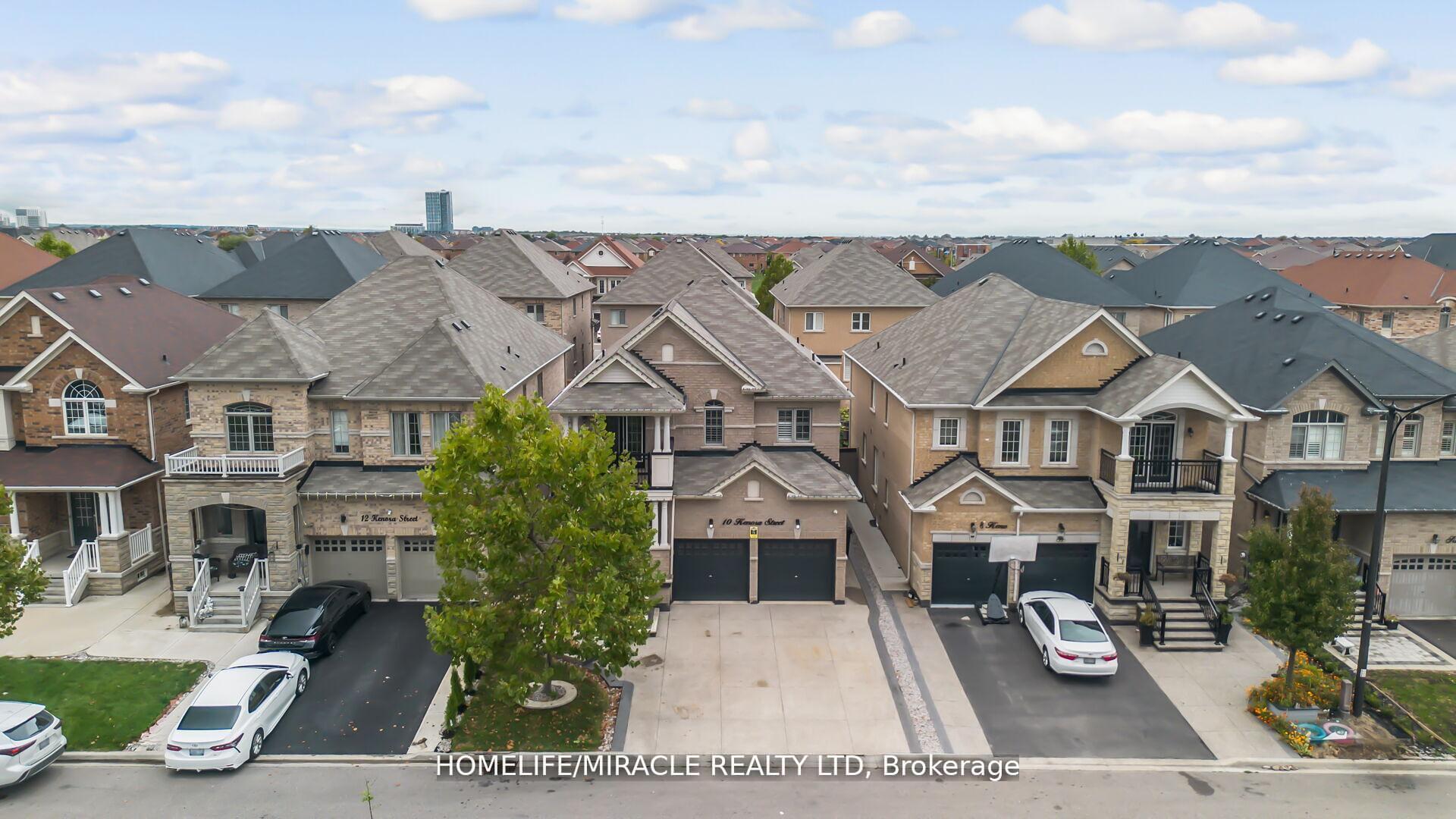 10 Kenora Street, Brampton, ON, exterior