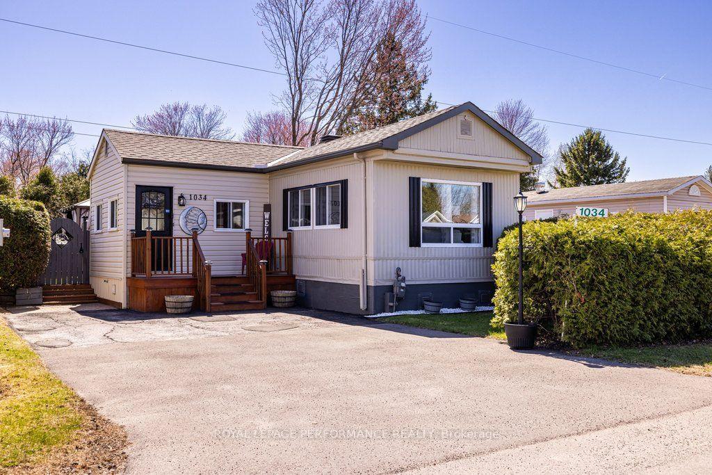 1034 Vista Barrett Private, Greely - Metcalfe - Osgoode - Vernon and Area, ON, exterior